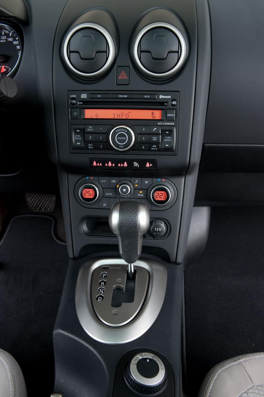  Nissan Qashqai 2010 года  (фото 156 из 204)